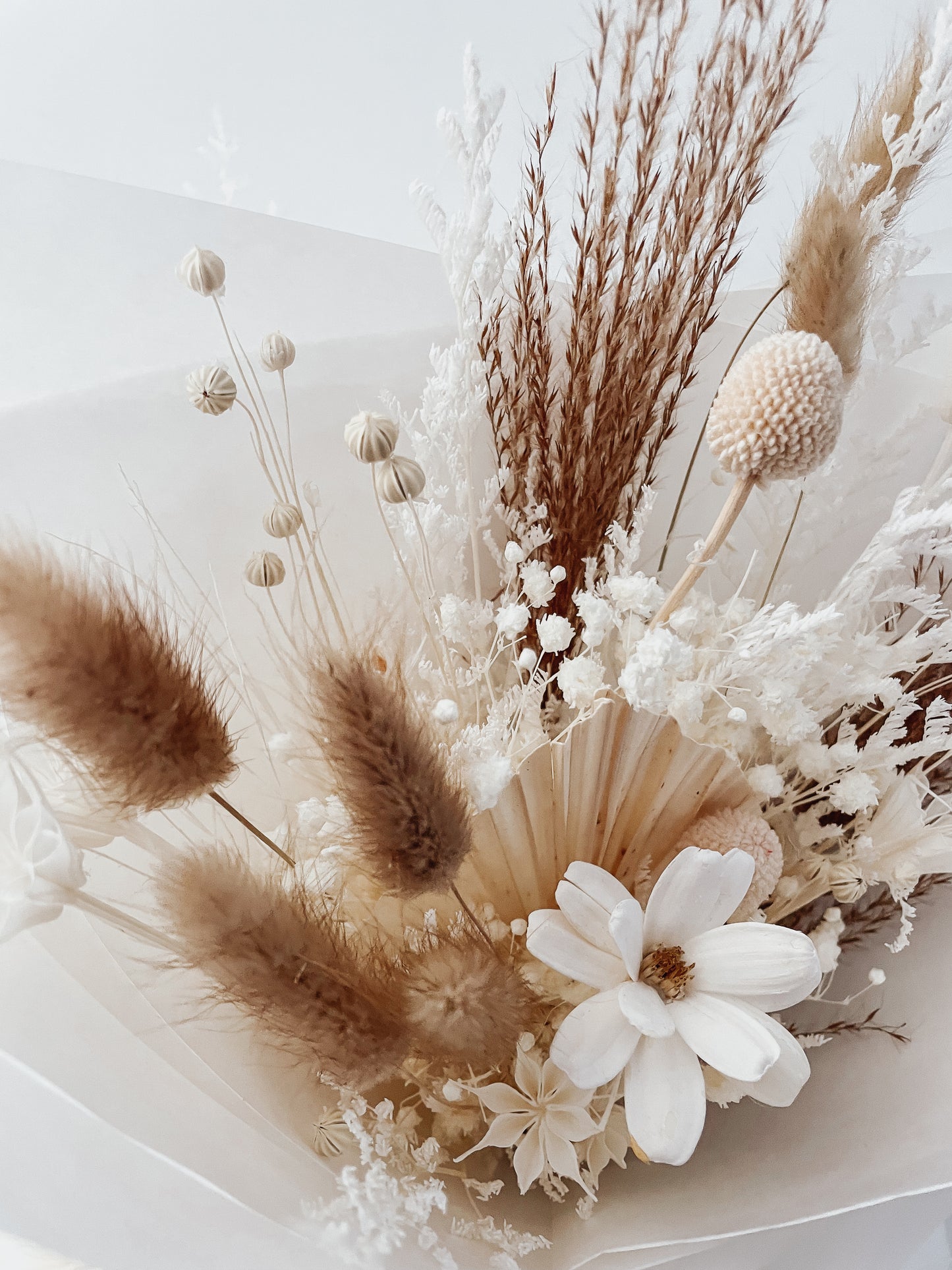 Everlasting Neutral Bouquet